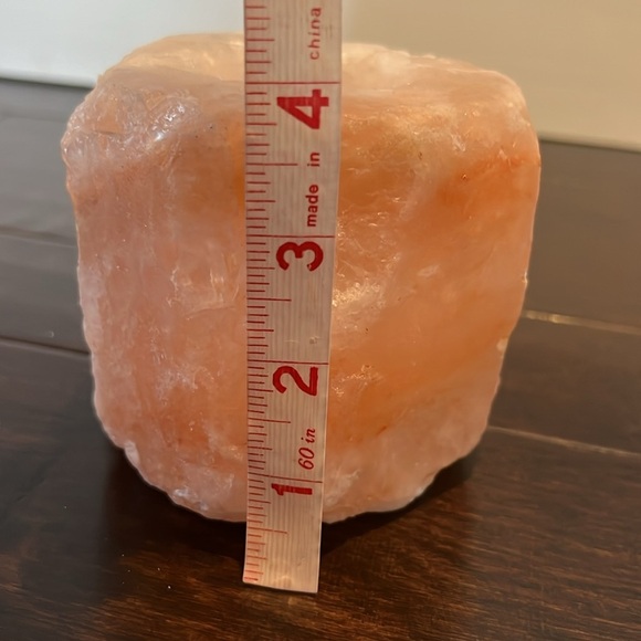 Himalayan salt rock votive holder - Picture 6 of 7